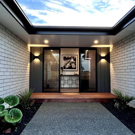 Luxury Villa, Central, Golf And Cafes - By Kosh Bnb Hamilton Eksteriør bilde