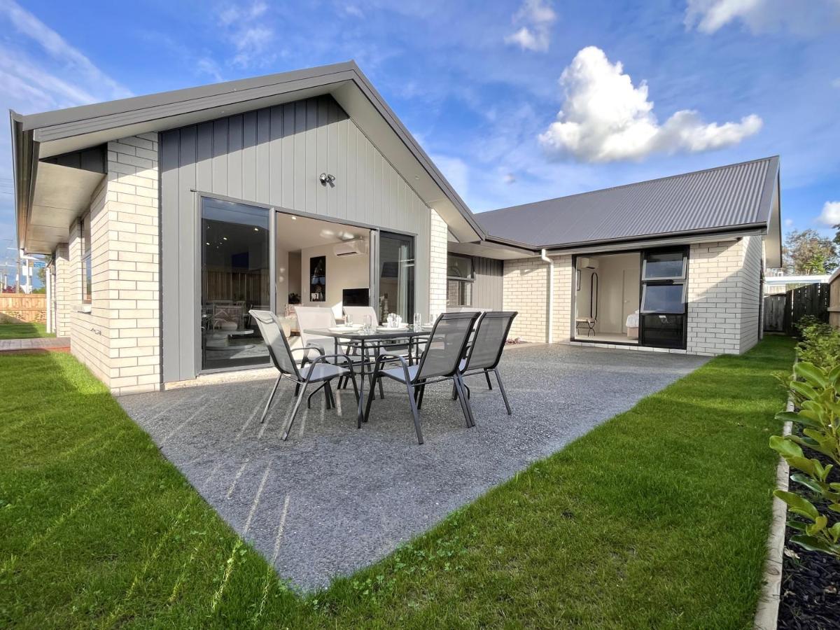 Luxury Villa, Central, Golf And Cafes - By Kosh Bnb Hamilton Eksteriør bilde